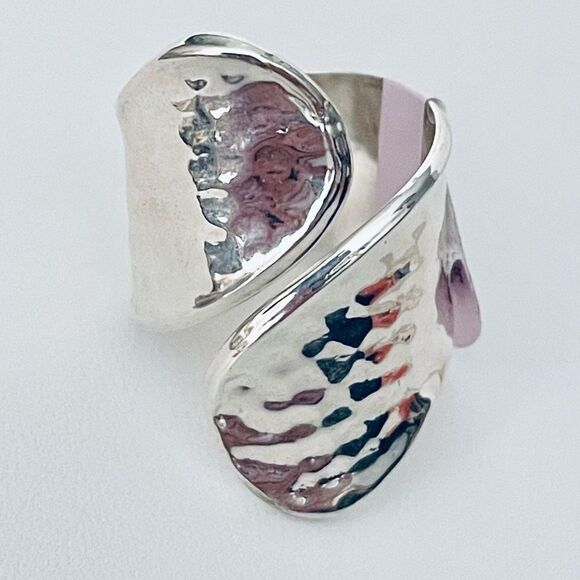 NWT Made in Mexico .925 Sz 8 Sterling Silver Wrapped around Polished Big Ring - Picture 1 of 13